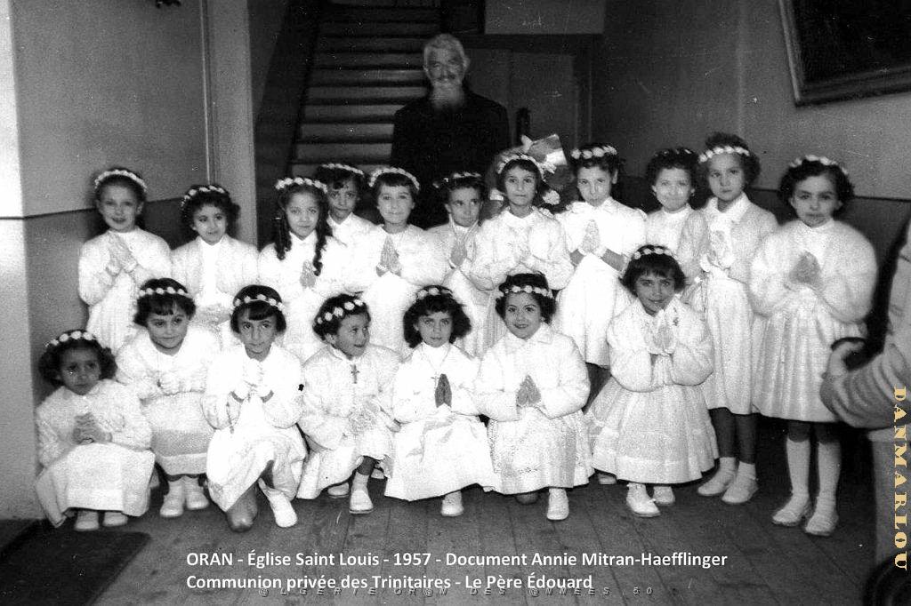 COMMUNIONS ORAN 1953 EGLISE ST LOUIS (2).jpg